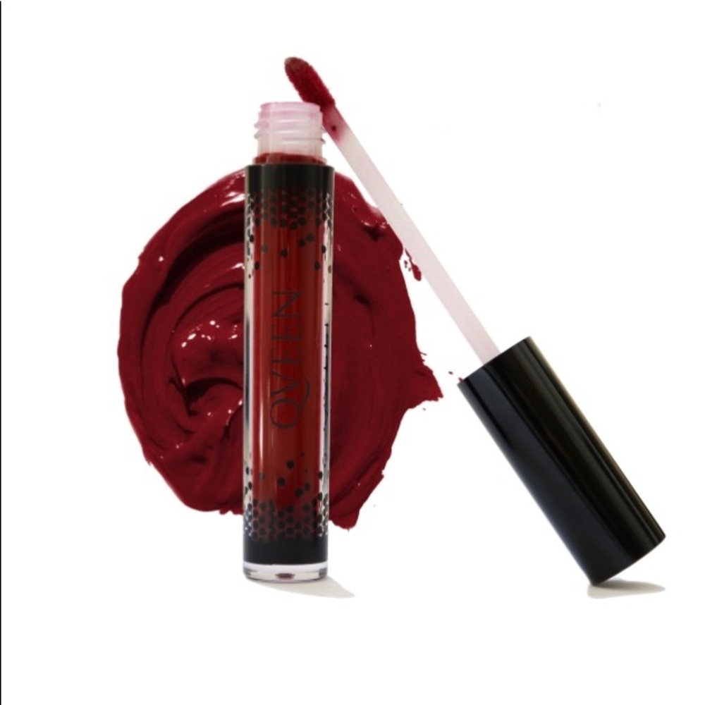 Qveen Matte Liquid Lip- Monroe